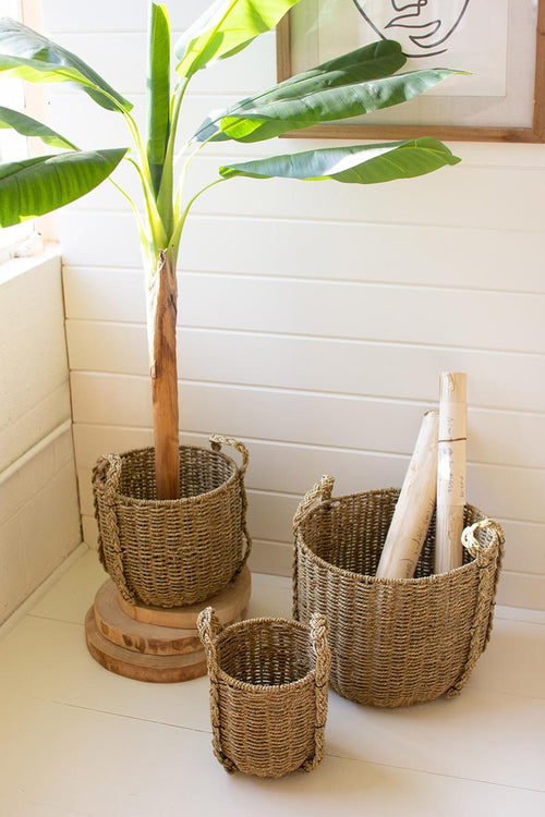 SET OF THREE SEAGRASS BASKETS WITH HANDLES