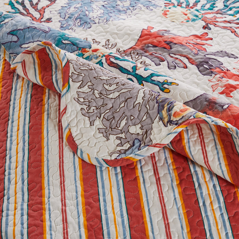Atlantis Throw