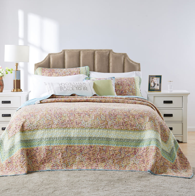 Palisades Bedspread Set