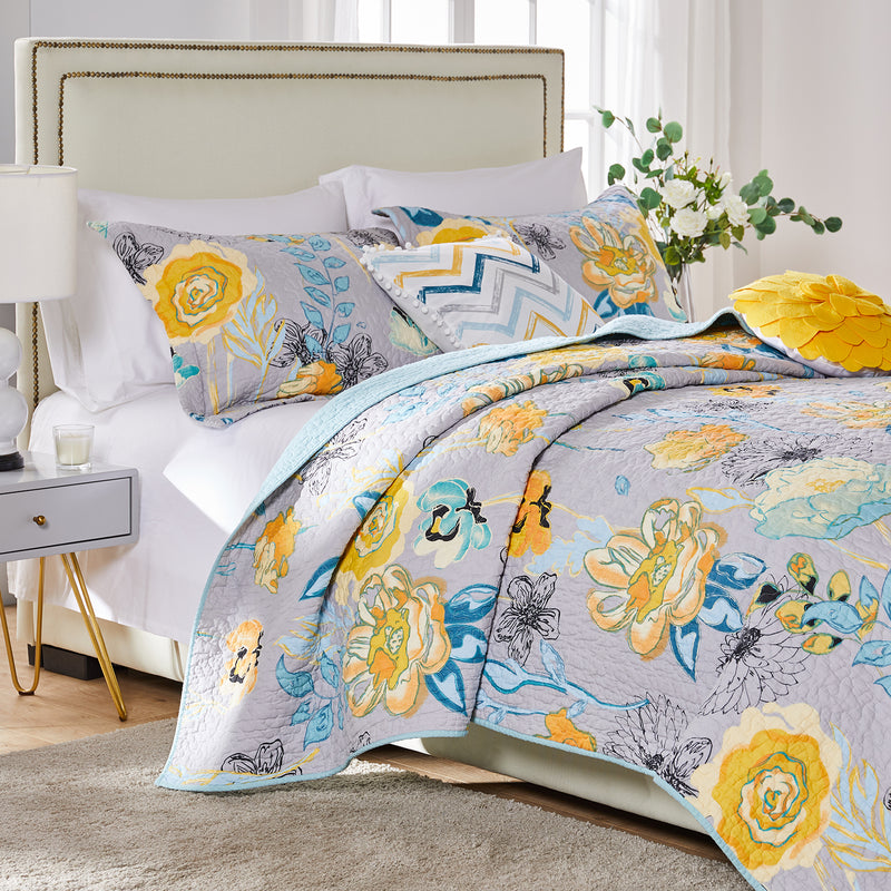 Watercolor Dream Quilt Set