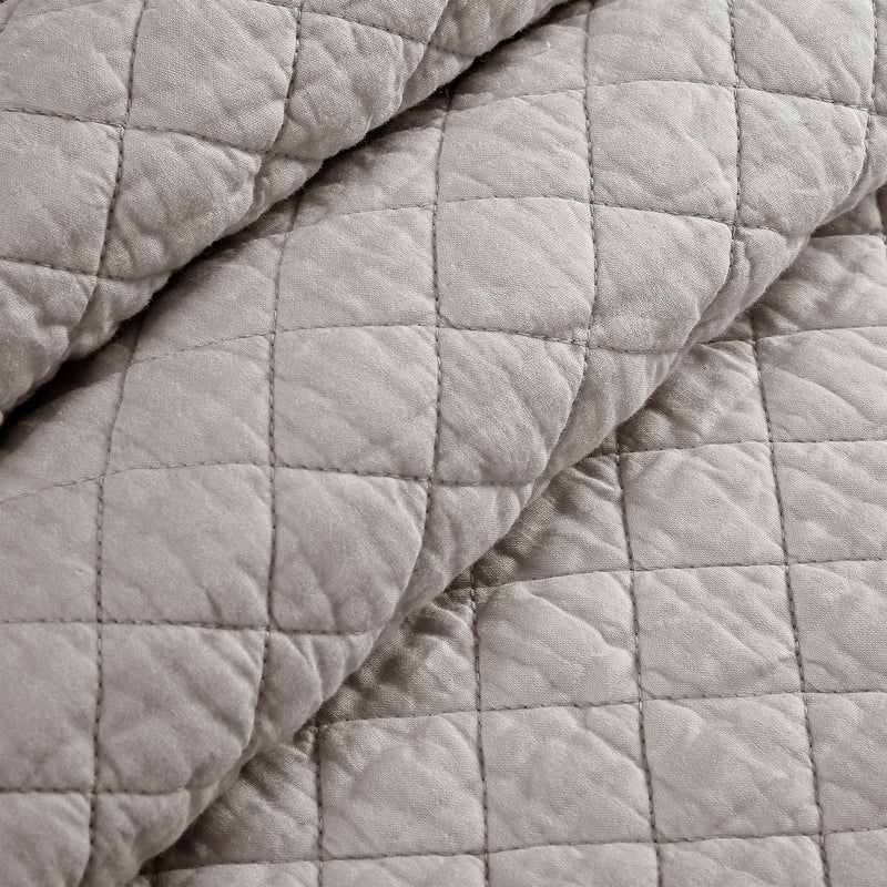 Ava Diamond Oversized Cotton Quilt Ivory 3Pc Set Full/Queen
