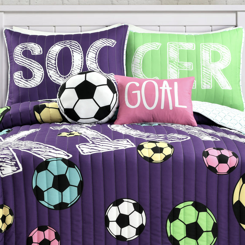 Girls Soccer Kick Quilt Purple 5Pc Set Full/Queen