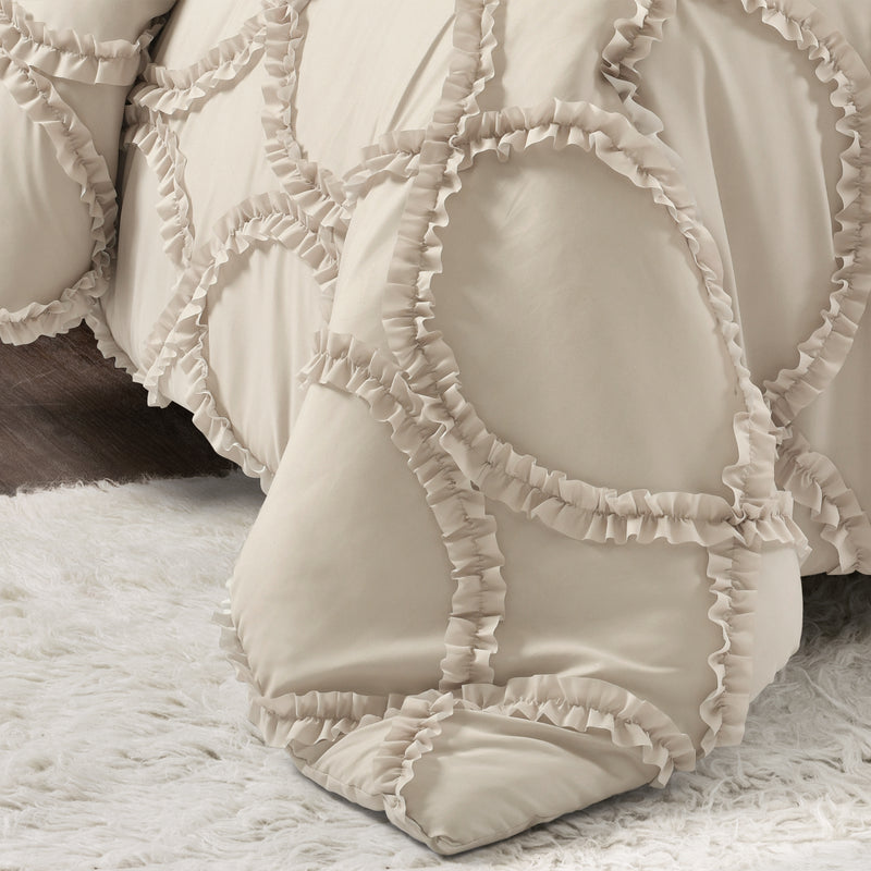 Avon Comforter Neutral 3Pc Set Full/Queen