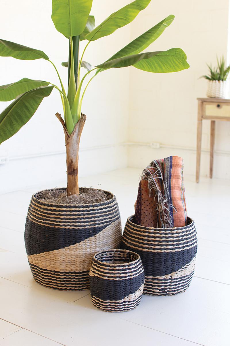 SET OF THREE ROUND BLACK AND NATURAL SEAGRASS BASKETS