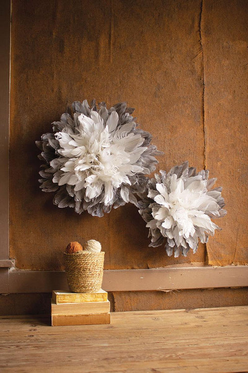 SET OF TWO FEATHERS WALL DÉCOR