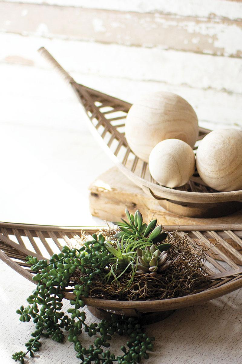 SET OF TWO BAMBOO LEAF BASKETS