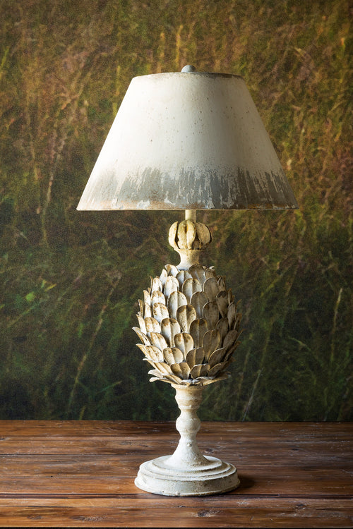 Metal Pineapple Table Lamp